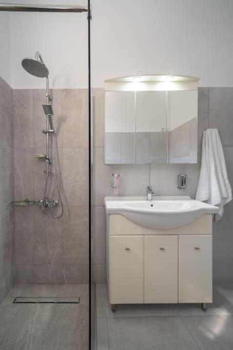 Vasilakis Apartment ซามี ภายนอก รูปภาพ
